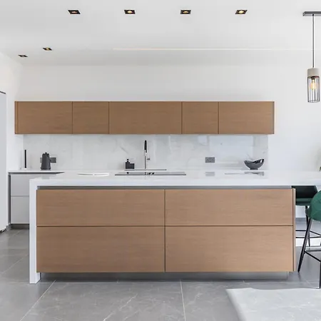 Stunning Corner Penthouse - Prime Location 아파트 Gharghur